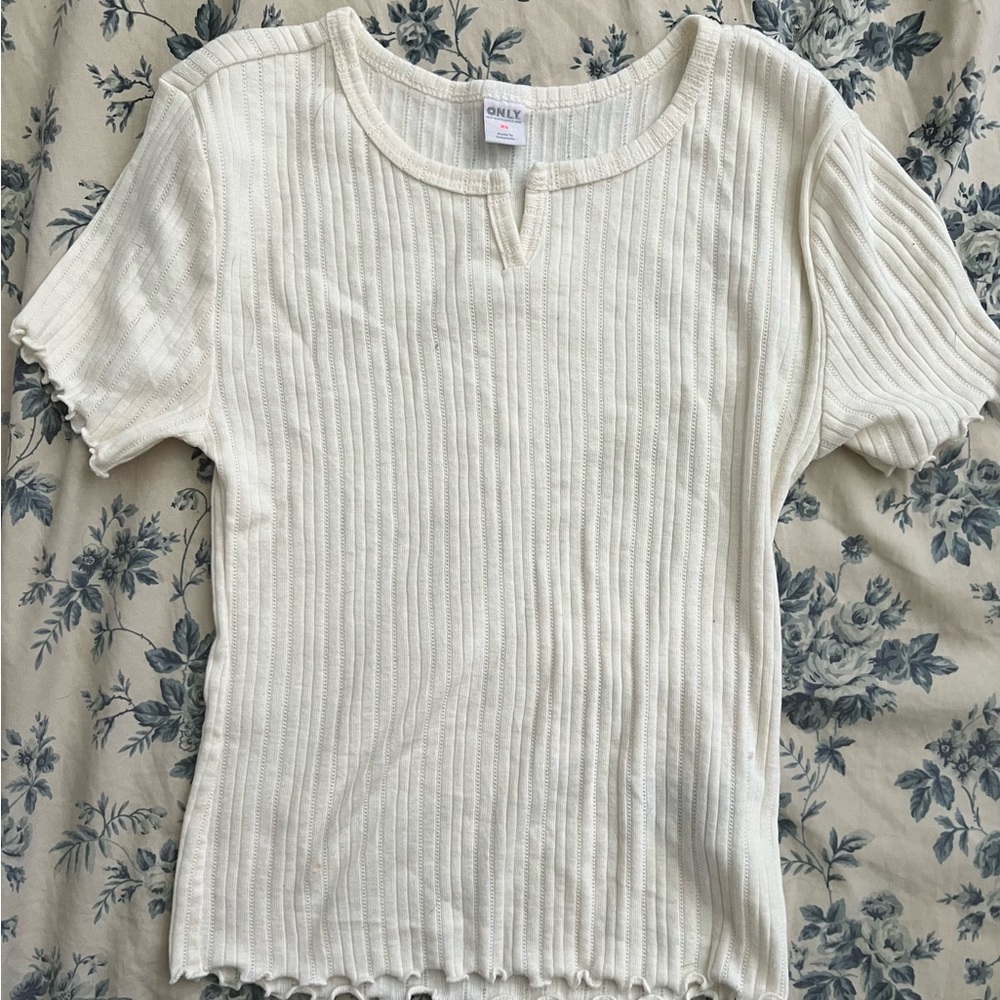 Old Navy Juniors Crop Tops